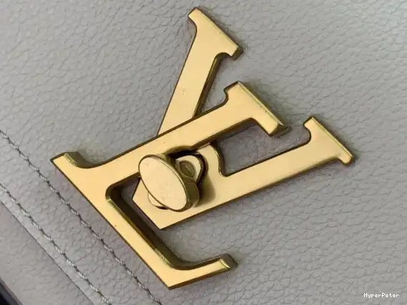LOCKME CHAIN LOUIS PM VUITTON 0627